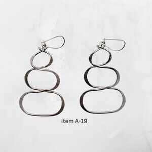 Silver Tone Tri-Twist Pierced Earrings Item A-19